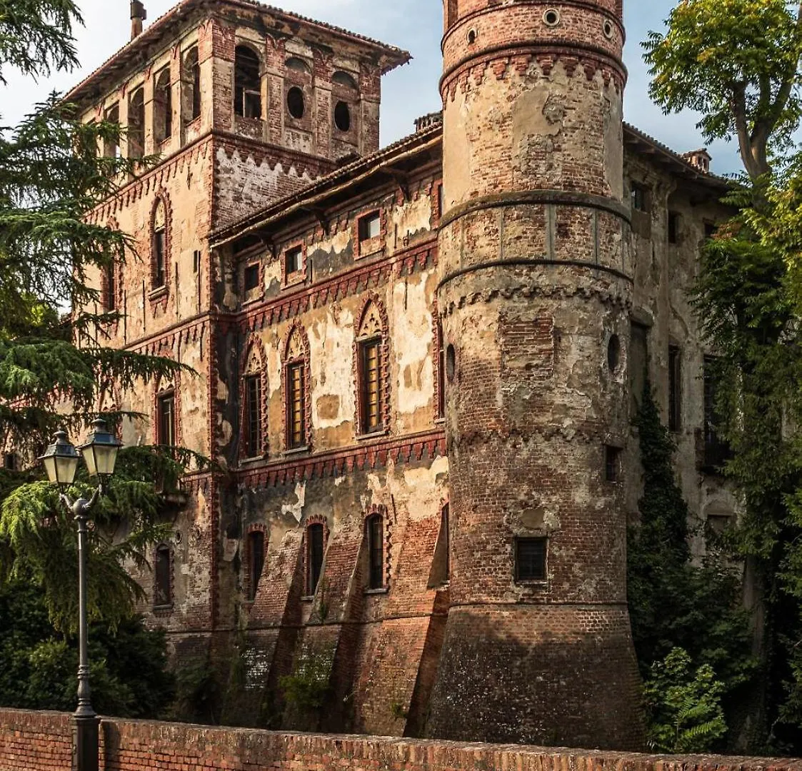Castello Di Piovera Piovere Italia