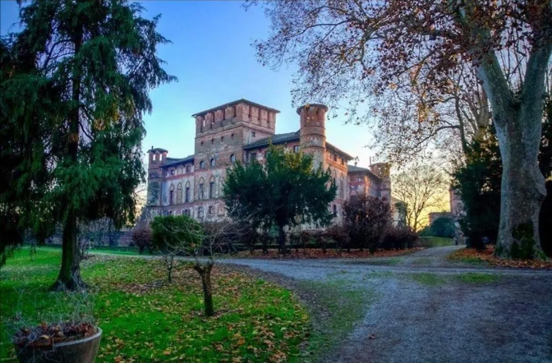 Castello Di Piovera Piovere 0*,